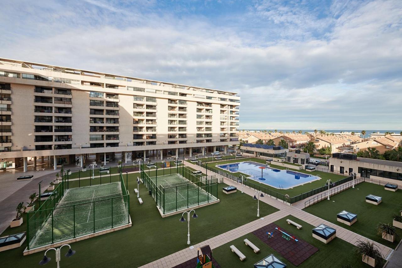 Апартаменти Sea View Modern Flat Альборая Екстер'єр фото